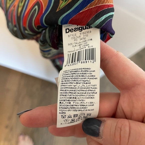 Sheer geo print tunic top - Picture 5 of 6